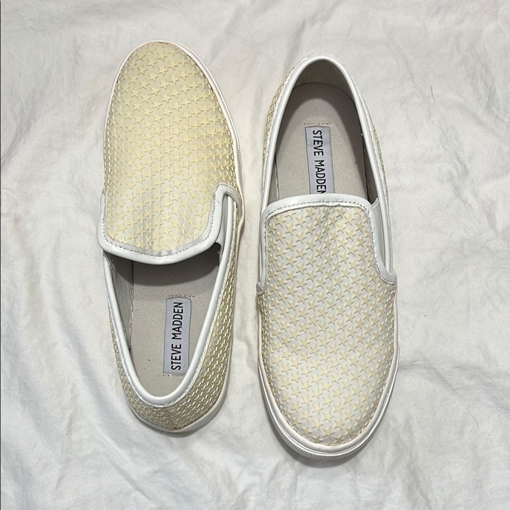 Steve Madden Emry White Star Flats